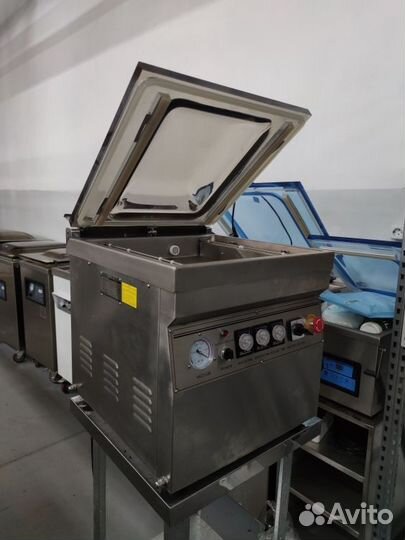 Напольный вакуумный упаковщик DZ-400/2E