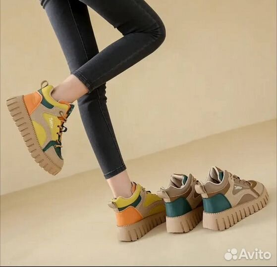 Кроссовки женские 39 размер