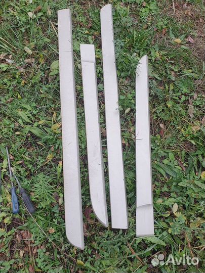 Renault Megane 2 рест. комплект молдингов дверей