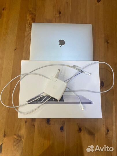 Macbook pro 13 2019 128gb