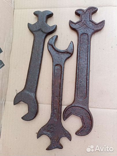 Старинные ключи