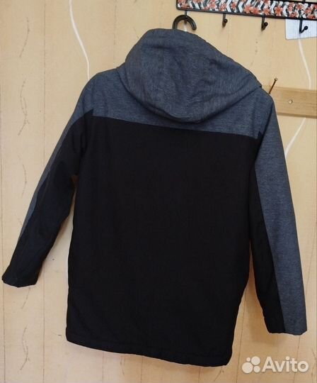 Куртка на мальчика демисезонная 146-152
