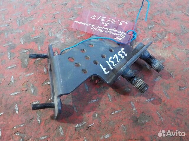 Кронштейн электромагнитного клапана Scania