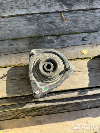 Стойки на гранту