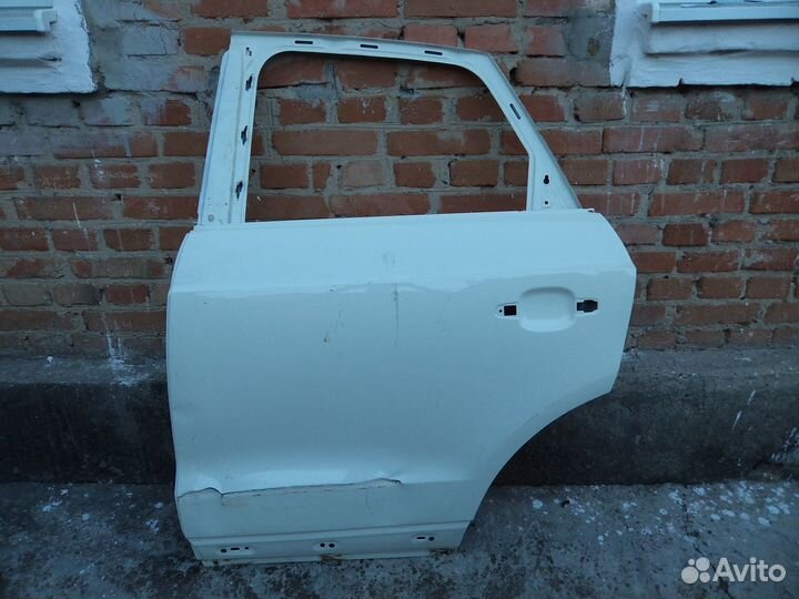 Ауди Q3 дверь задняя левая с 2011