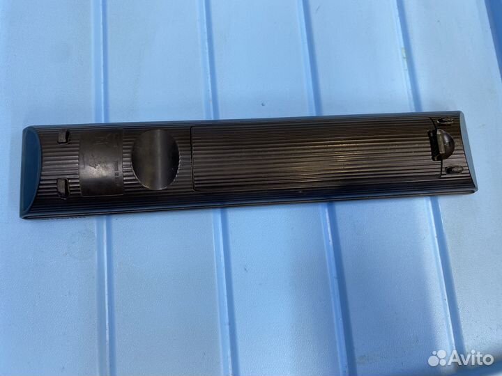 Пульт управления телевизором sony RM-ED046