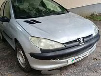 Peugeot 206 1.1 MT, 2000, 270 000 км, с пробегом, цена 135 000 руб.