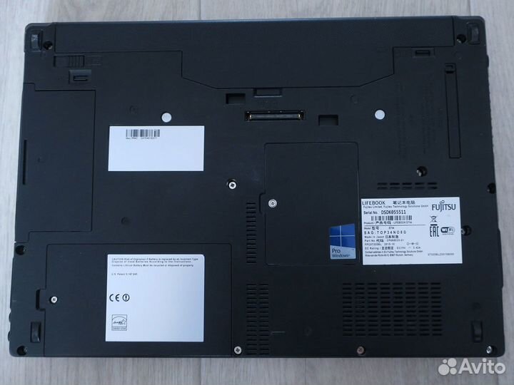 Ноутбук Fujitsu Lifebook E734