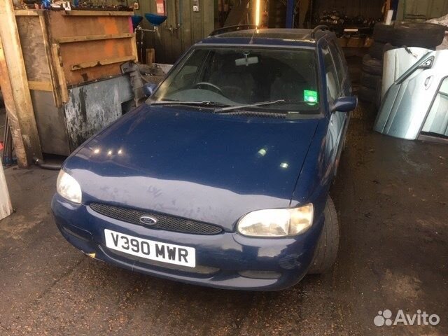 Разбор на запчасти Ford Escort