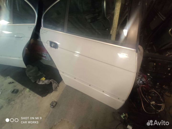 Дверь задняя правая BMW E39