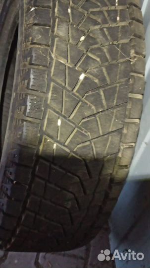 Bridgestone Blizzak DM-Z3 275/60 R18