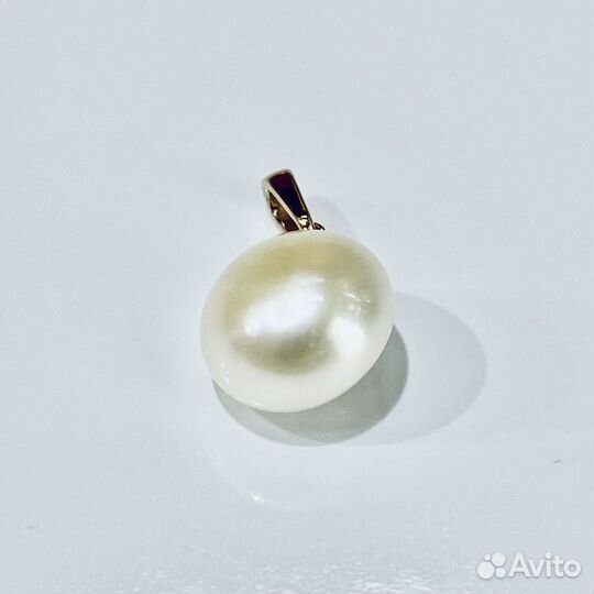 Золотая подвеска с/к