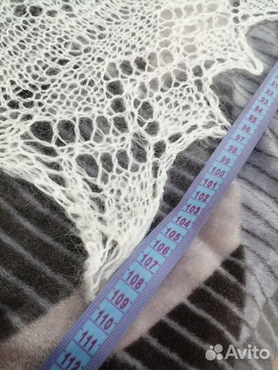 Пуховый платок паутинка