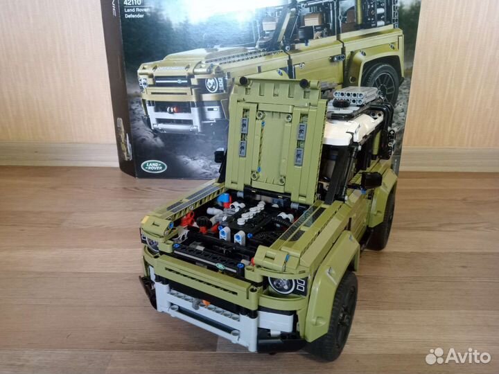 Lego technic 42110 land rover defender