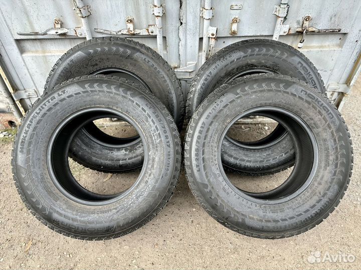 Nokian Tyres Hakkapeliitta LT2 285/70 R17 118Q