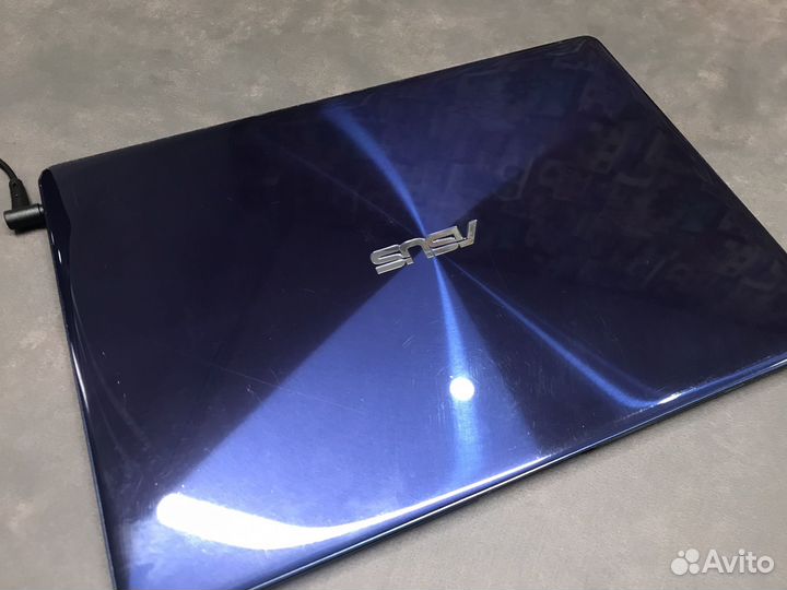 Ноутбук asus