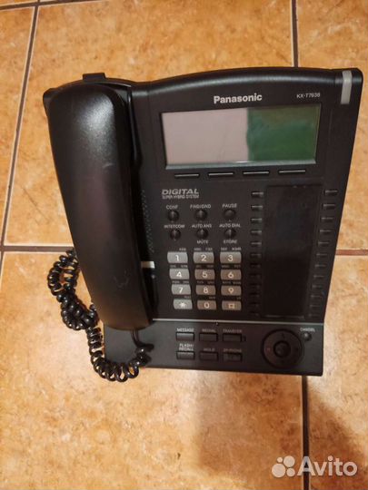 Телефон Panasonic KX-T7636 с USB-платой KX-T7601