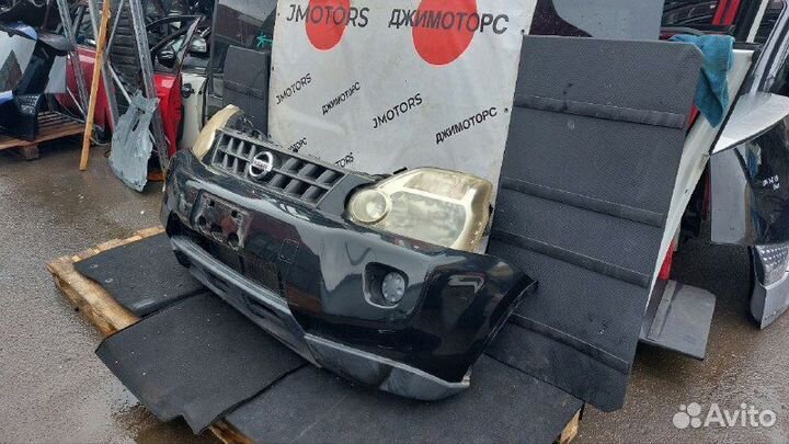 Передняя часть Ниссан Икстрейл T31 галоген