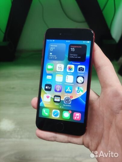 iPhone 8, 64 ГБ