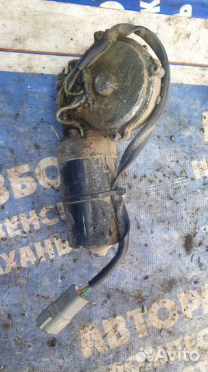 Моторчик стеклоочистителя. Scania P114 Ga4X2Na 340