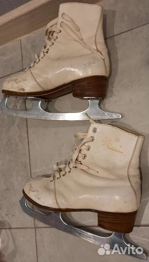 Коньки фигурные Скороход