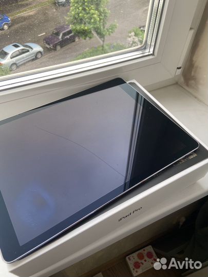 iPad pro 12,9 64 Гб (2 поколения)