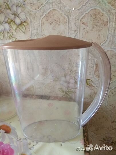 Кувшины и графины