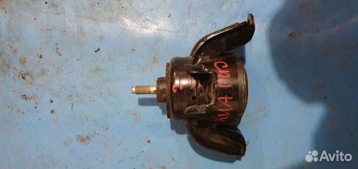 Подушка двигателя правая Kia Rio 3 (QB)