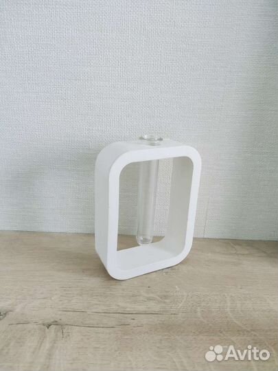 Ваза из гипса с пробиркой