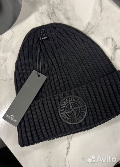 Мужская шапка Stone Island