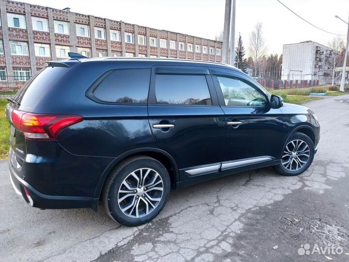Mitsubishi Outlander 2.4 CVT, 2018, 86 000 км