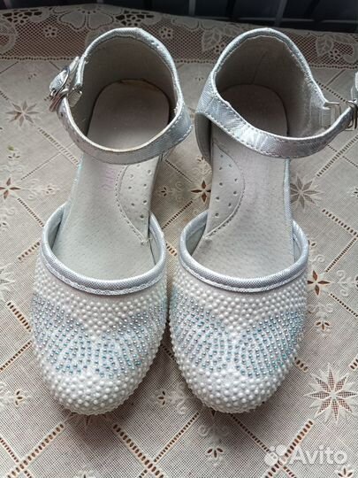 Туфли для девочки праздничные 27 размер