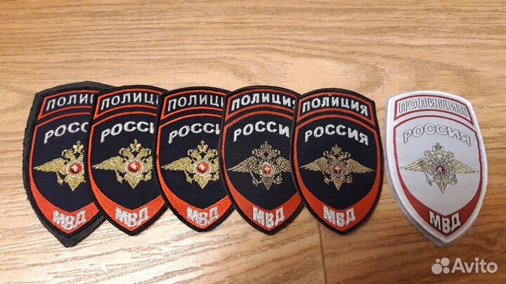 Форма полиции, фурнитура