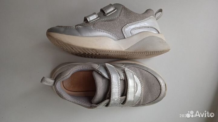 Кроссовки для девочки geox