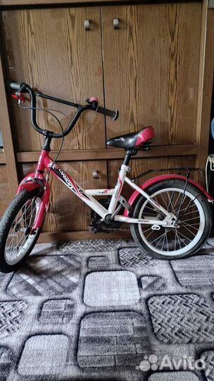 Велосипед детский двухколесный 16