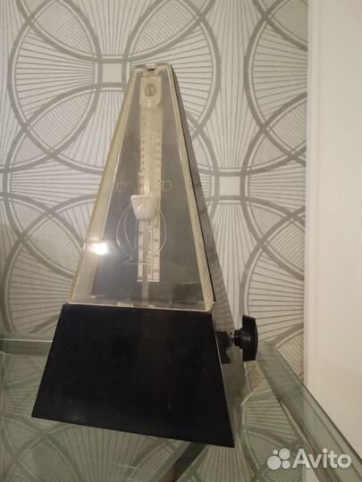 Метроном механический. СССР. 1977