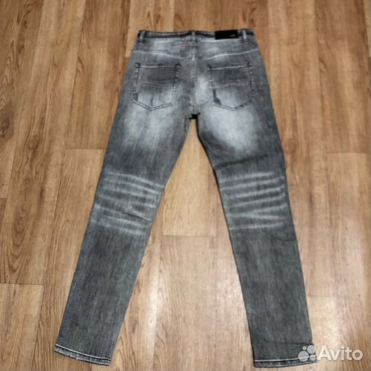 Джинсы amiri