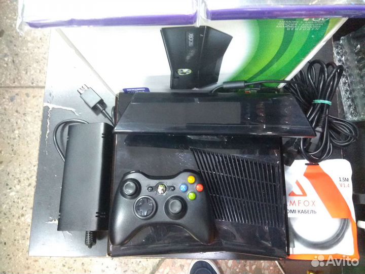 Xbox 360(прошитый Freeboot)