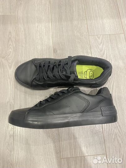 Кеды bershka