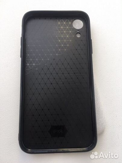 Чехлы на iPhone XR