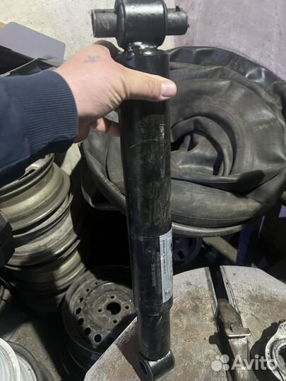 Амартизатор передний на man