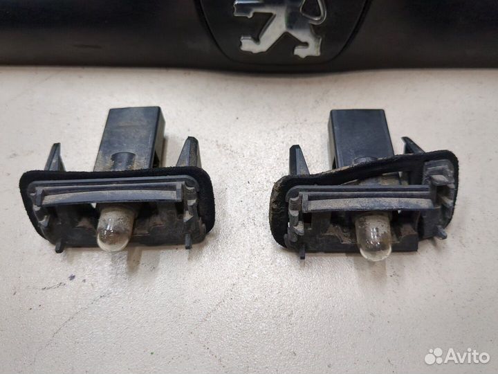 Подсветка номера Peugeot 206, 2000