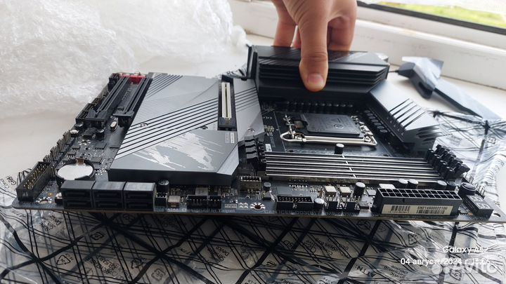 Материнская плата lga1700 Gigabyet Z690