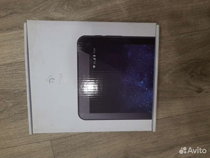 Планшет новый