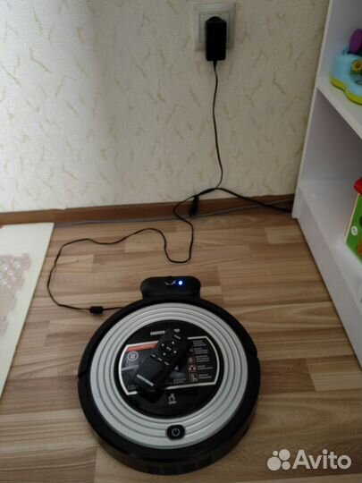 Робот пылесос redmond rv-r310