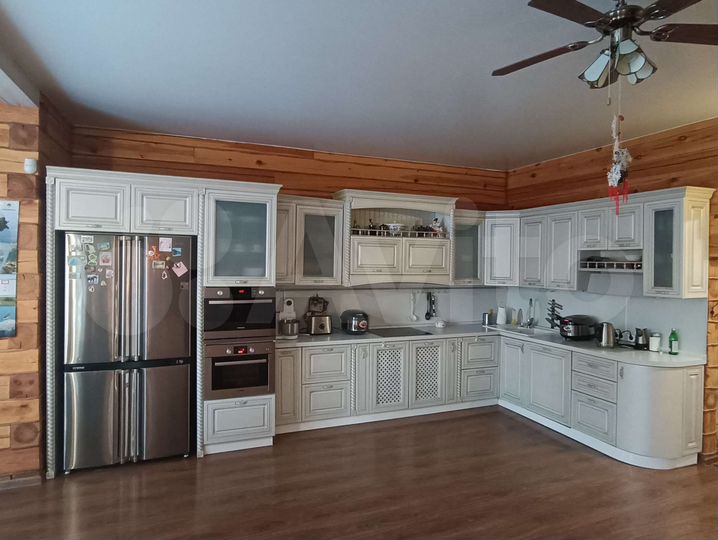 Дом 268 м² на участке 15 сот.