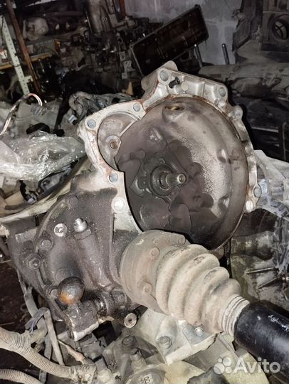 Volkswagen polo 1999г 1.4 коробка механика