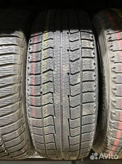 Bridgestone Blizzak MZ-03 215/60 R16