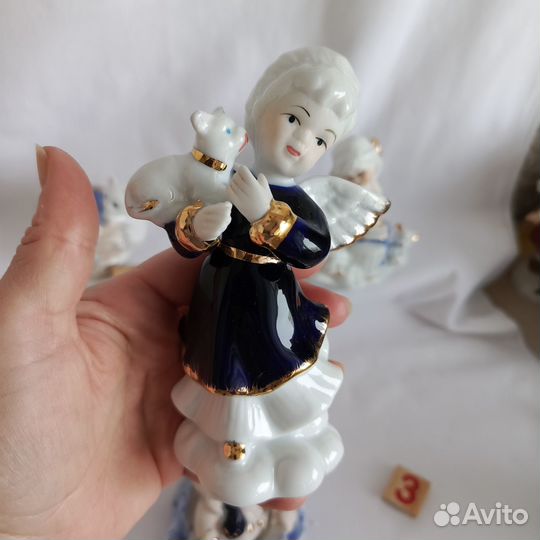 Фарфоровые статуэтки