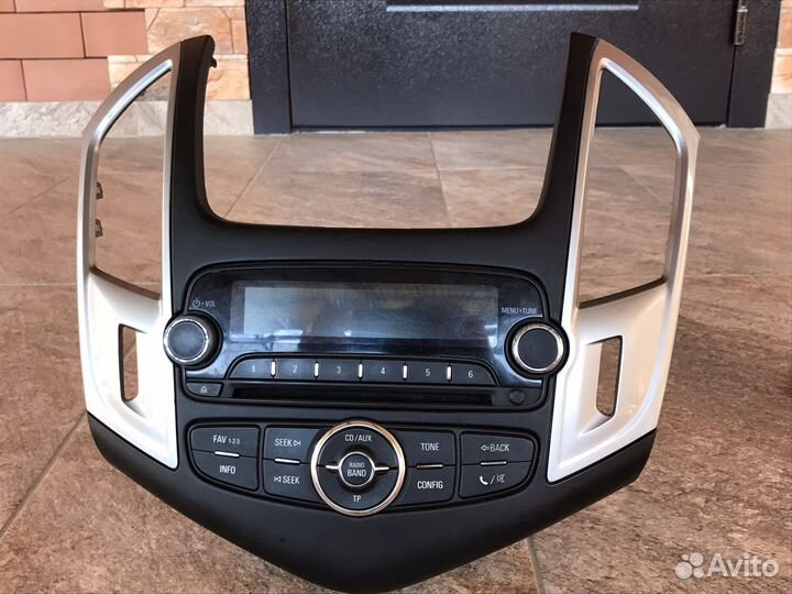 Магнитола штатная Chevrolet Cruze